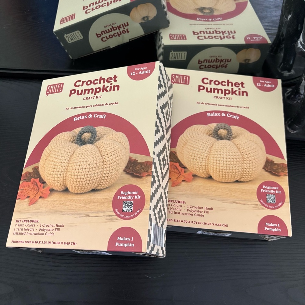 • (2) Pumpkin Crochet Kits •